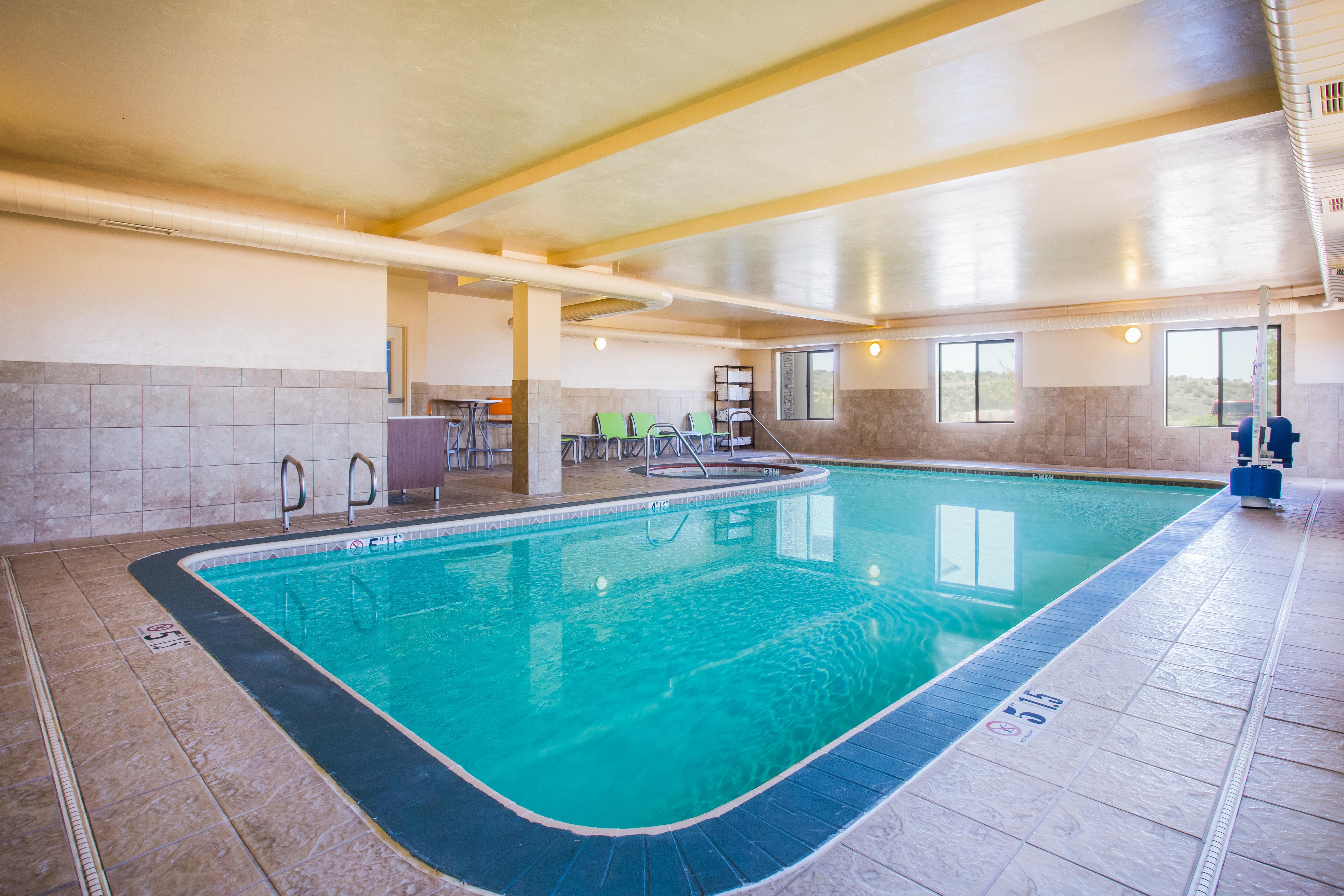 Holiday Inn Express Hotel & Suites Cedar City By Ihg Exterior foto