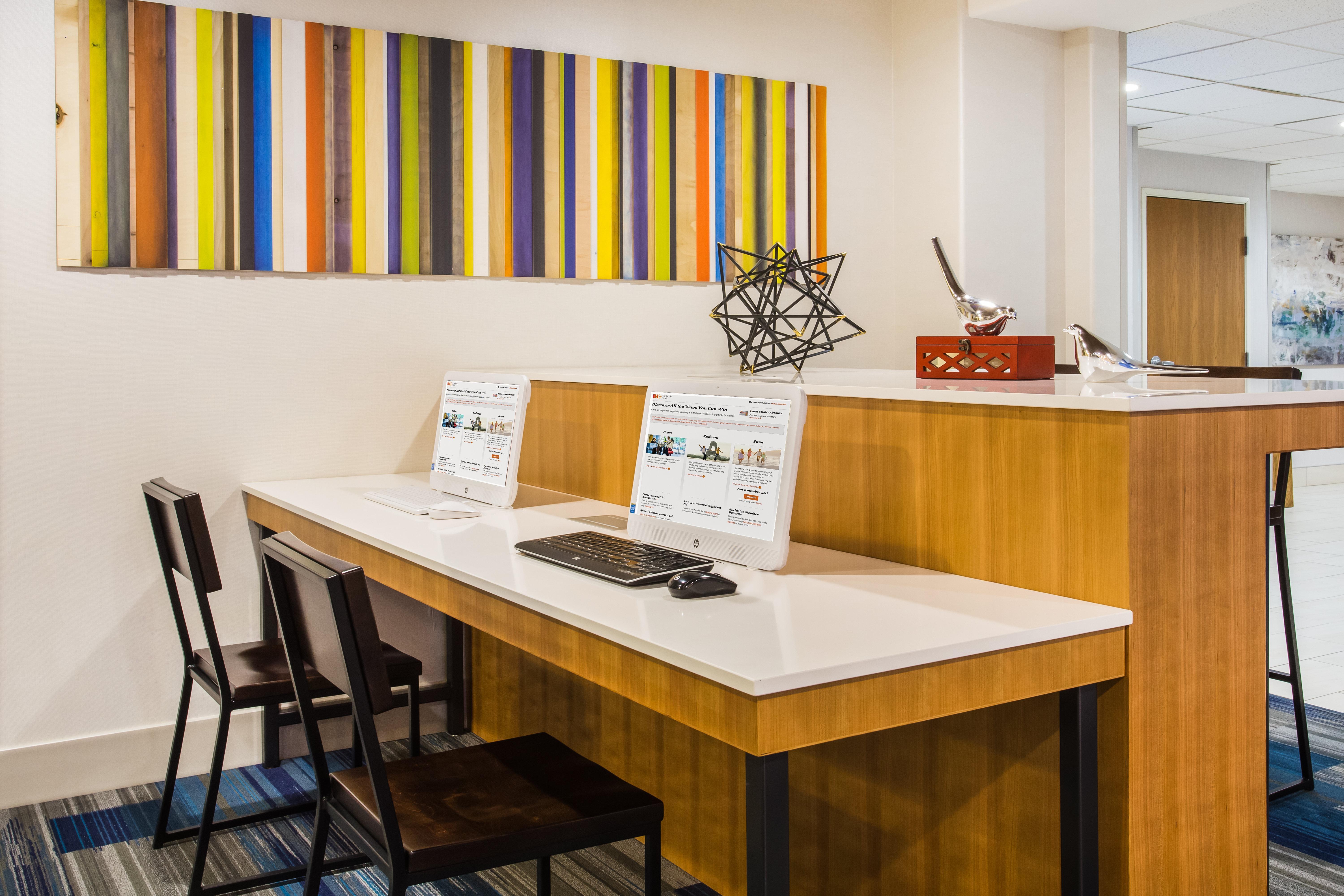 Holiday Inn Express Hotel & Suites Cedar City By Ihg Exterior foto